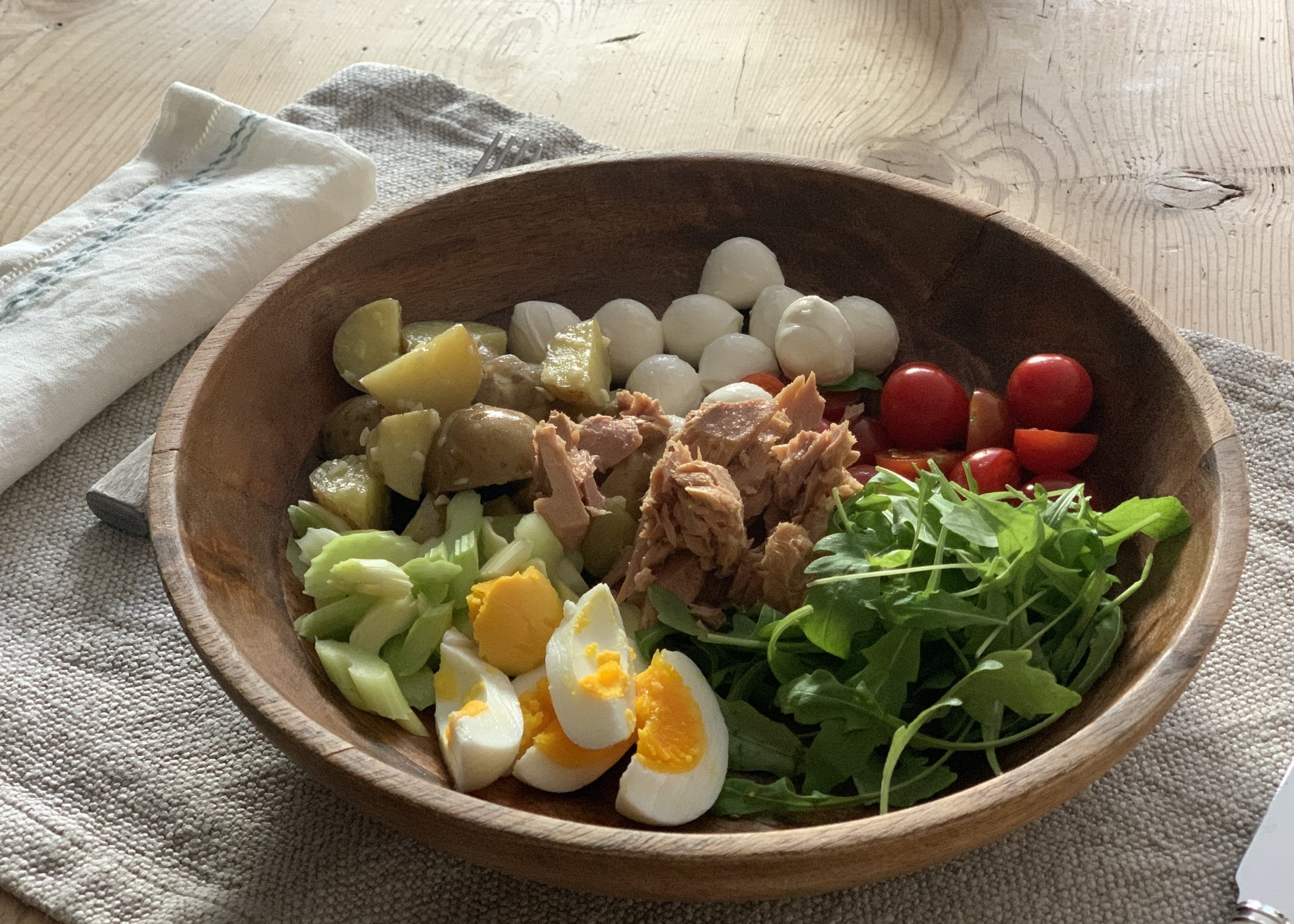 Salat med tunfisk