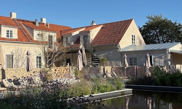 Sibbjäns – gårdsboende med stil